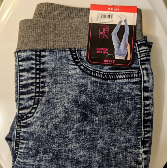 No Boundaries Mid Rise Jegging - Picture 2 of 8